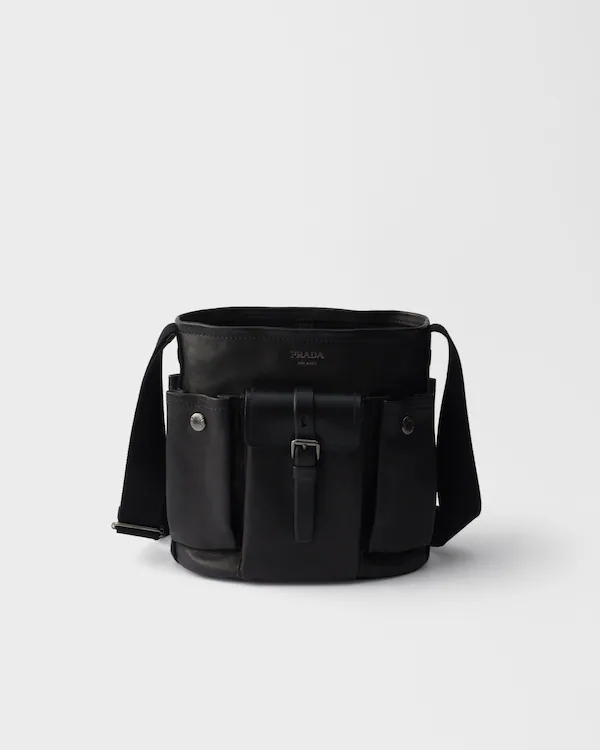 Bolso mini bucket de cuero Prada Route