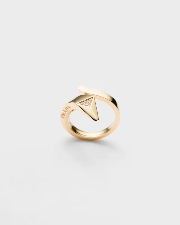 Anillo mini serpiente Eternal Gold en oro amarillo y diamantes