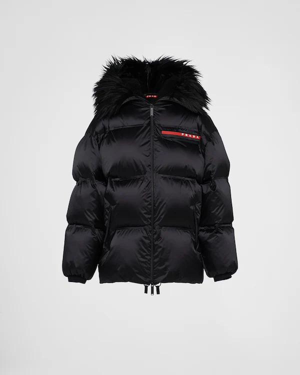 Chaqueta de plumón de re-nylón técnico