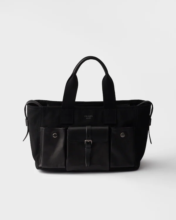 Bolso bandolera grande de lona y cuero Prada