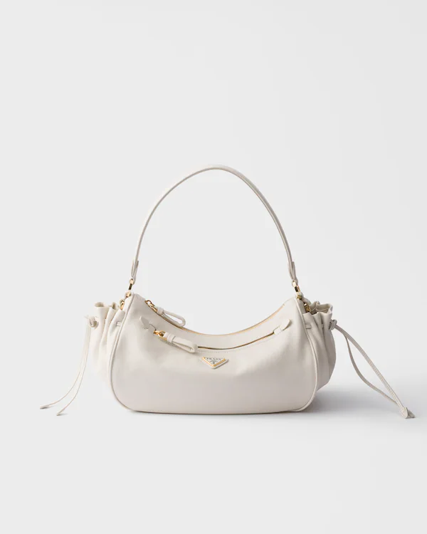 Bolso de cuero pequeño